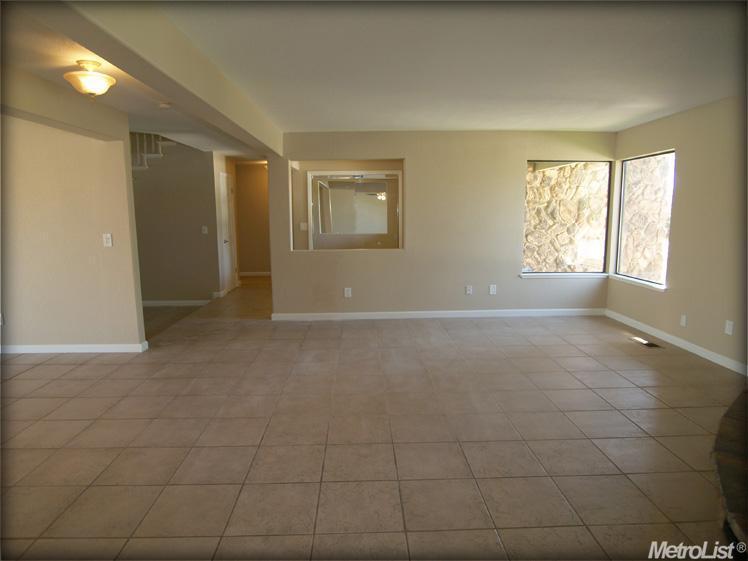 1718 Albers Rd, Modesto, CA 95357 photo 8