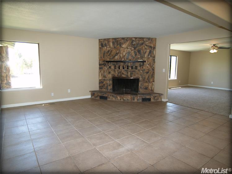 1718 Albers Rd, Modesto, CA 95357 photo 6