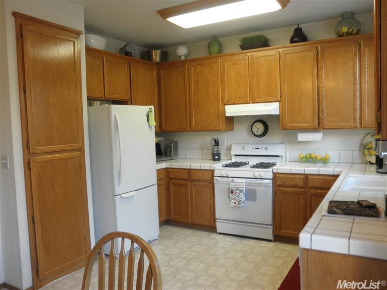 1979 Knollcrest Ln, Tracy, CA 95376 photo 3