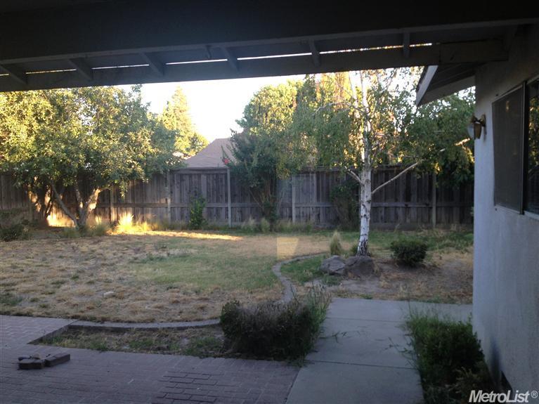 2716 Stoneridge Dr, Modesto, CA 95355 photo 8