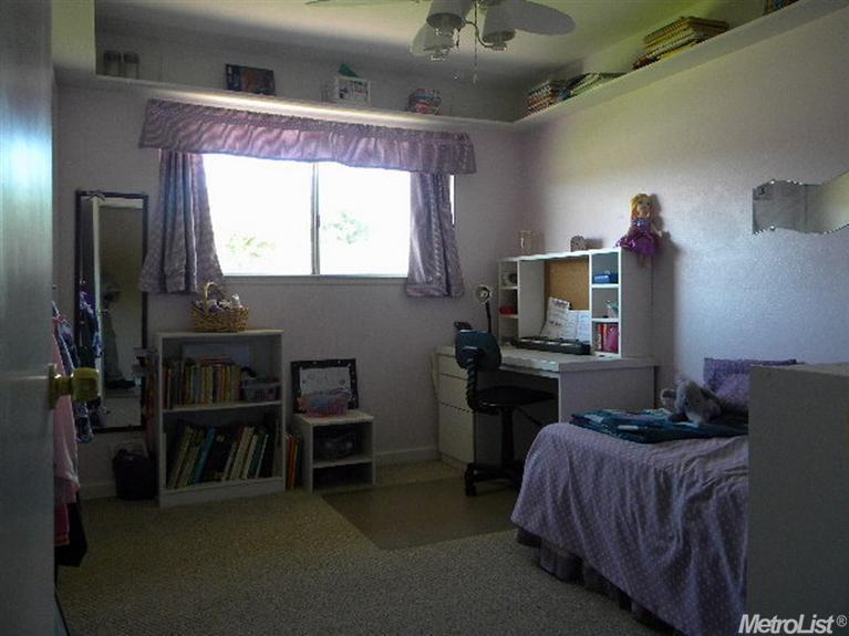 700 Georgetown Ave, Turlock, CA 95382 photo 5