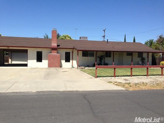 15927 Halmar Ln, Lathrop, CA 95330 photo 2