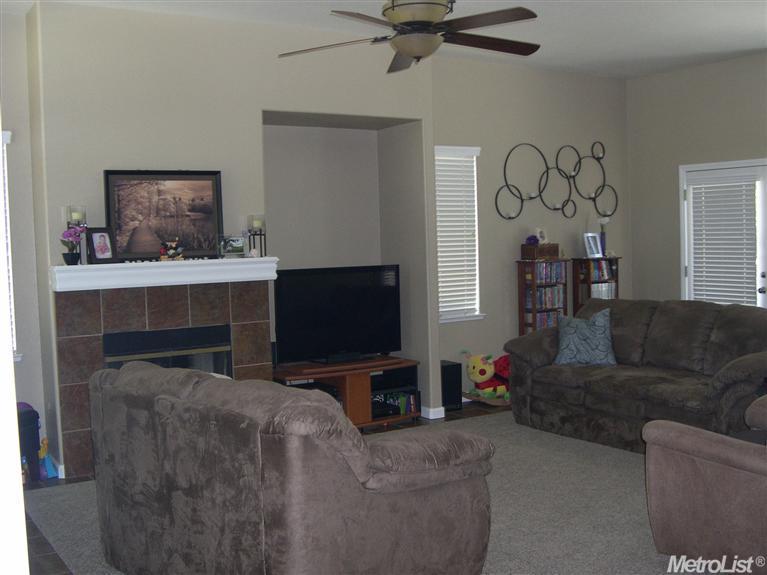 6909 Fodermaier, Hughson, CA 95326 photo 2