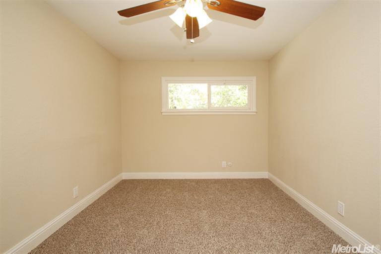 1631 Day Dr, Carmichael, CA 95608 photo 13