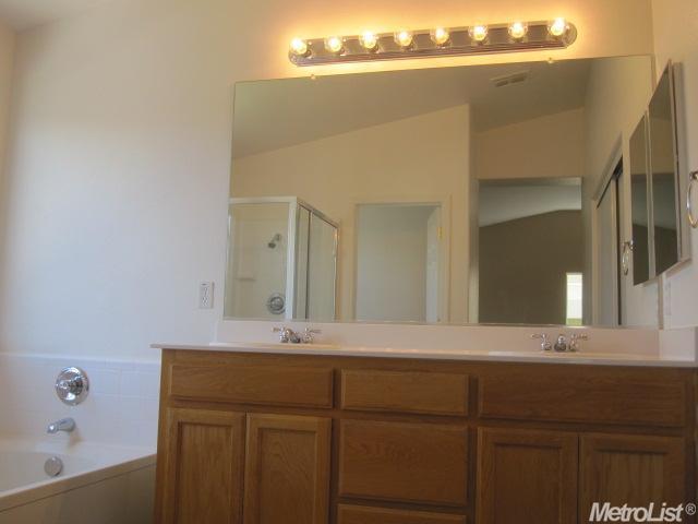 1193 Montgomery Ln, Tracy, CA 95377 photo 6