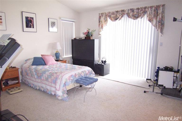 1092 Norman Dr, Manteca, CA 95336 photo 11