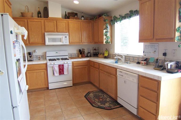 1092 Norman Dr, Manteca, CA 95336 photo 8