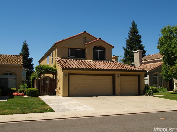 3612 Balfour Ln, Modesto, CA 95357 photo 1