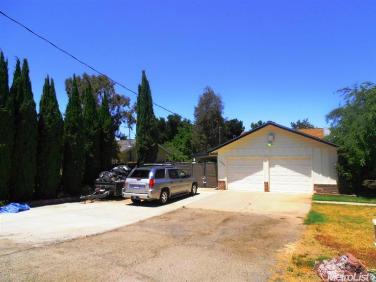 10095 E Louise Ave, Manteca, CA 95336 photo 3
