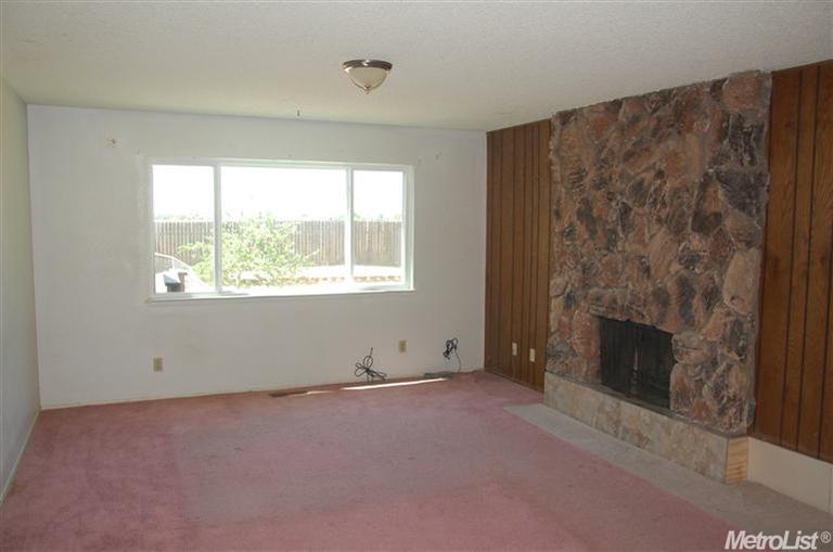 301 Rafael Dr, Elverta, CA 95626 photo 4