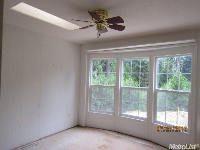 6365 Pine St, Pollock Pines, CA 95726 photo 9