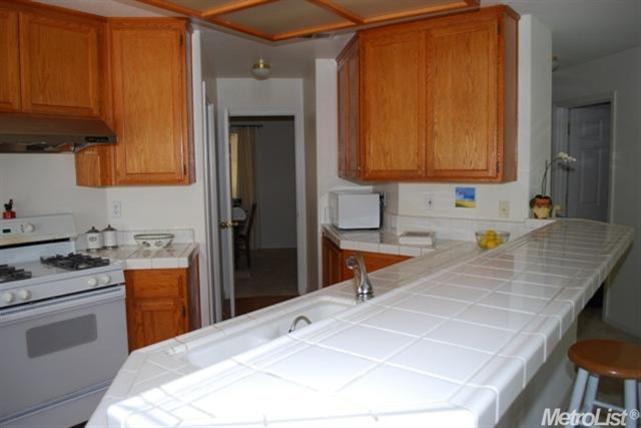 1534 Olympic Dr, Davis, CA 95616 photo 9