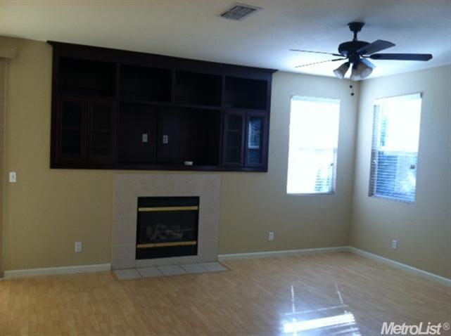2265 Toscano Dr, Manteca, CA 95337 photo 4