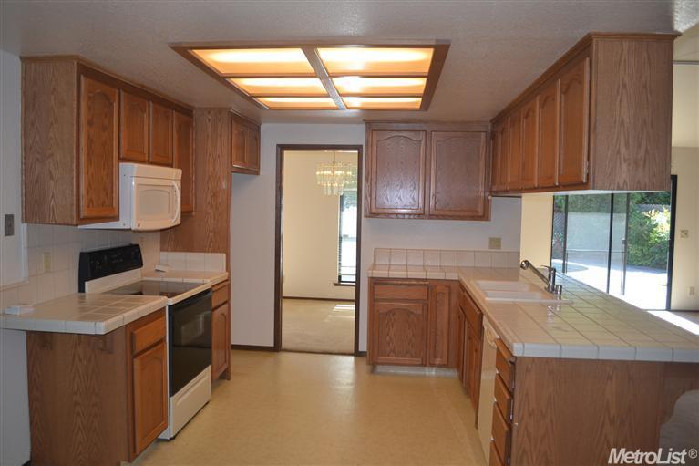 422 Schmeiser Ave, Davis, CA 95618 photo 4