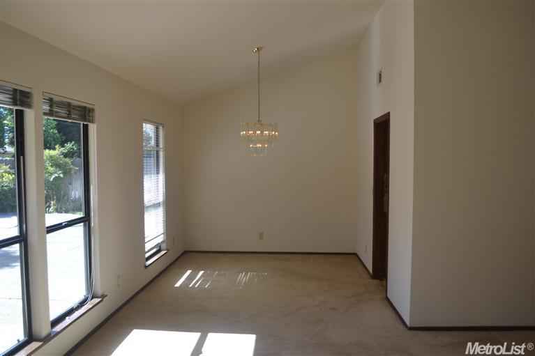 422 Schmeiser Ave, Davis, CA 95618 photo 9