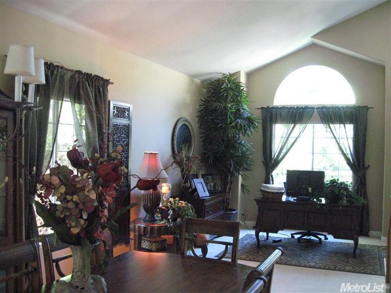 101 Mchugh Ct, Folsom, CA 95630 photo 5