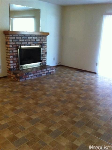 1825 Kruger Dr, Modesto, CA 95355 photo 5