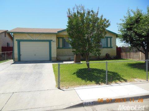 9057 Krafft Rd, Planada, CA 95365 photo 1