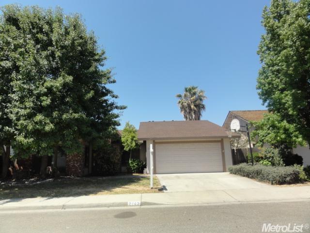 2143 Bennington Ct, Merced, CA 95340 photo 1