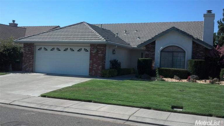 1673 Brookside Dr, Manteca, CA 95336 photo 1