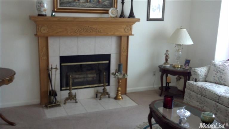 1673 Brookside Dr, Manteca, CA 95336 photo 2