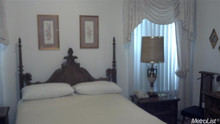 1673 Brookside Dr, Manteca, CA 95336 photo 5