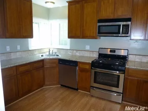 834 Muir Rd, Modesto, CA 95350 photo 3