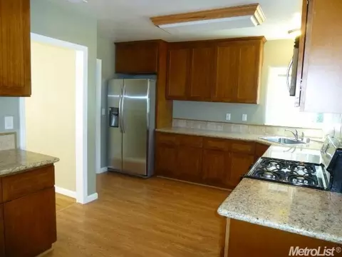 834 Muir Rd, Modesto, CA 95350 photo 5