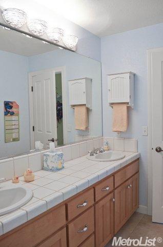 220 Laurelwood Ln, Ripon, CA 95366 photo 20
