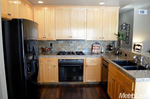 220 Laurelwood Ln, Ripon, CA 95366 photo 8