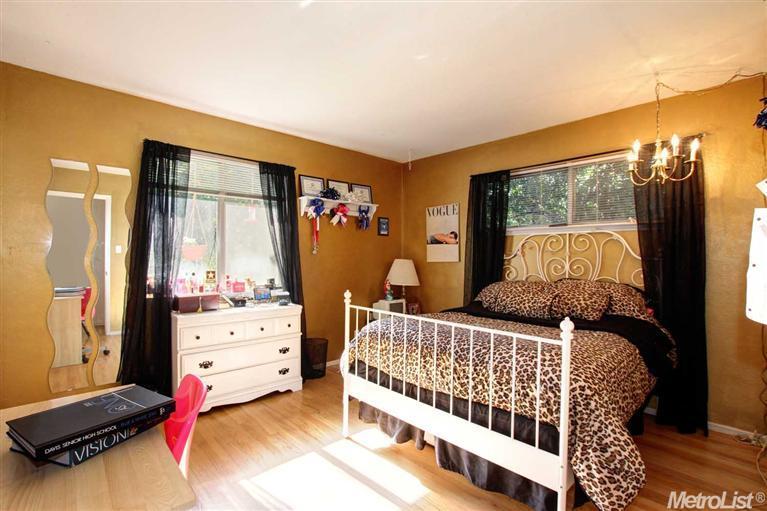 909 Sycamore Ln, Davis, CA 95616 photo 18