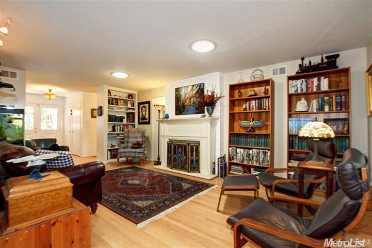 909 Sycamore Ln, Davis, CA 95616 photo 12