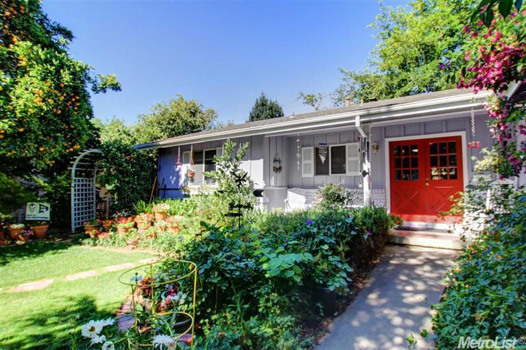 909 Sycamore Ln, Davis, CA 95616 photo 3
