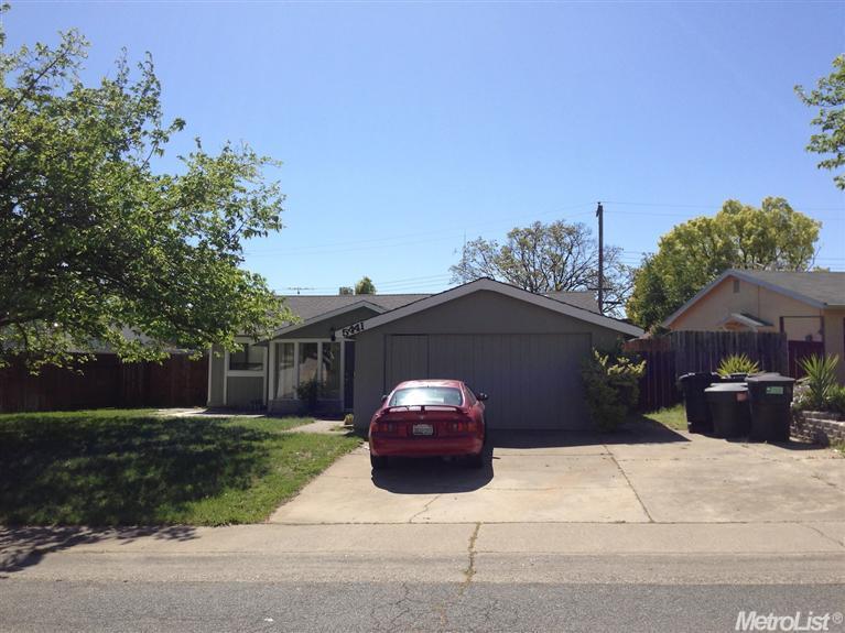5441 Earnell St, Carmichael, CA 95608 photo 1