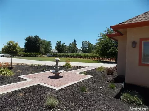 5293 E Jahant Rd, Galt, CA 95632 photo 24