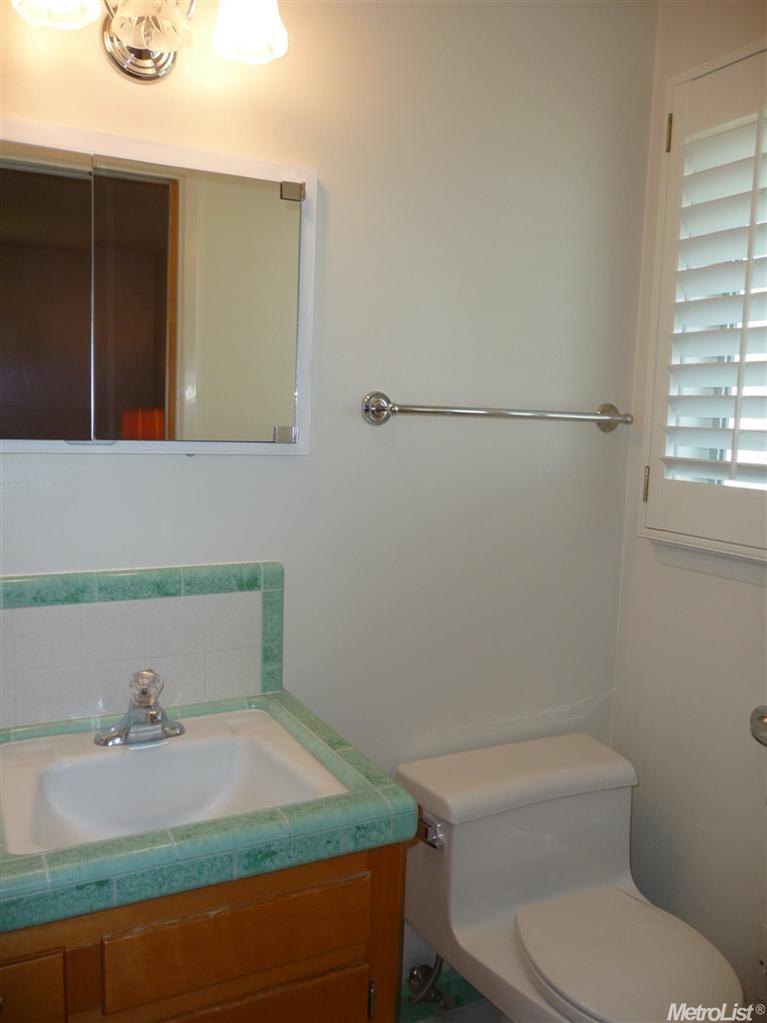 5624 Valhalla Dr, Carmichael, CA 95608 photo 16