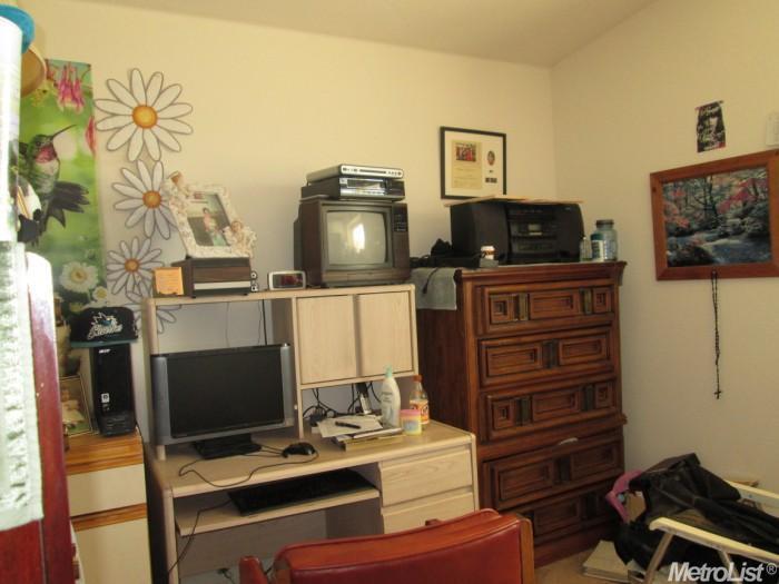 2104 Dermond, Modesto, CA 95355 photo 7