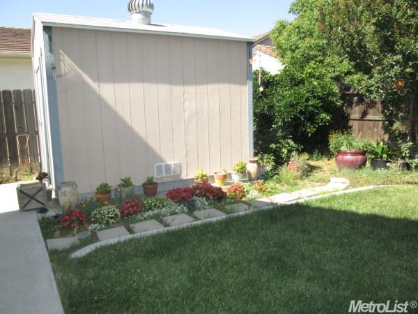 2104 Dermond, Modesto, CA 95355 photo 15