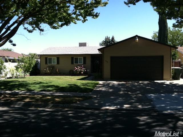 2008 Celeste Dr, Modesto, CA 95355 photo 1