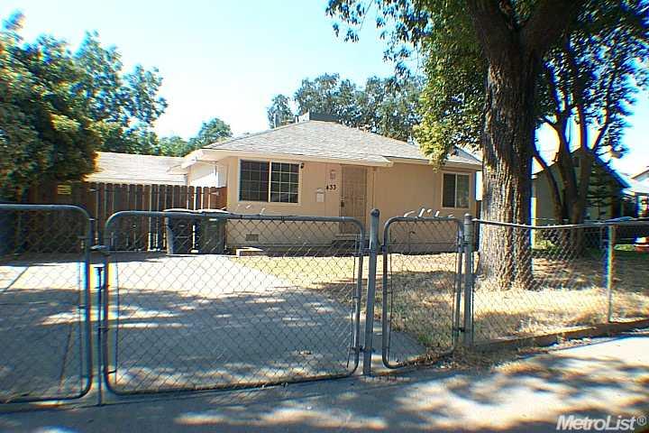 433 Oak St, Modesto, CA 95351 photo 1