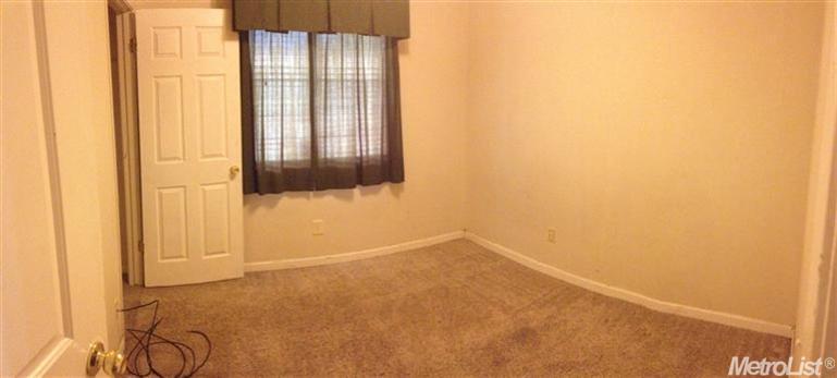 1008 Bristlecone Way, Modesto, CA 95351 photo 5