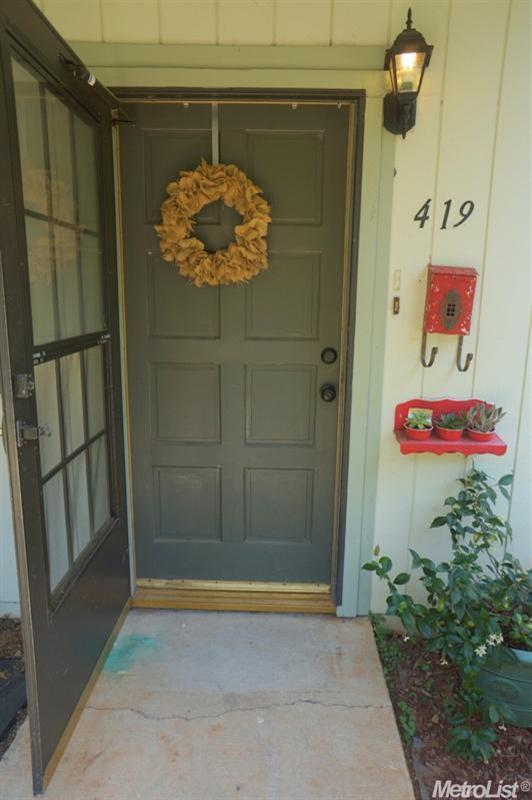 419 Sutton Pl, Auburn, CA 95603 photo 2