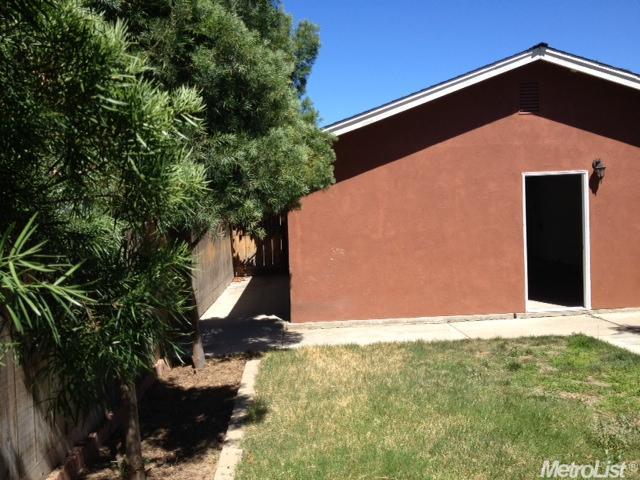 1605 Krishawn Way, Modesto, CA 95356 photo 9
