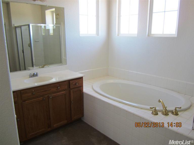 1141 Moon River Way, Ceres, CA 95307 photo 10