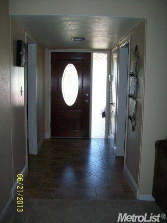 9 N Ham Ln, Lodi, CA 95242 photo 2