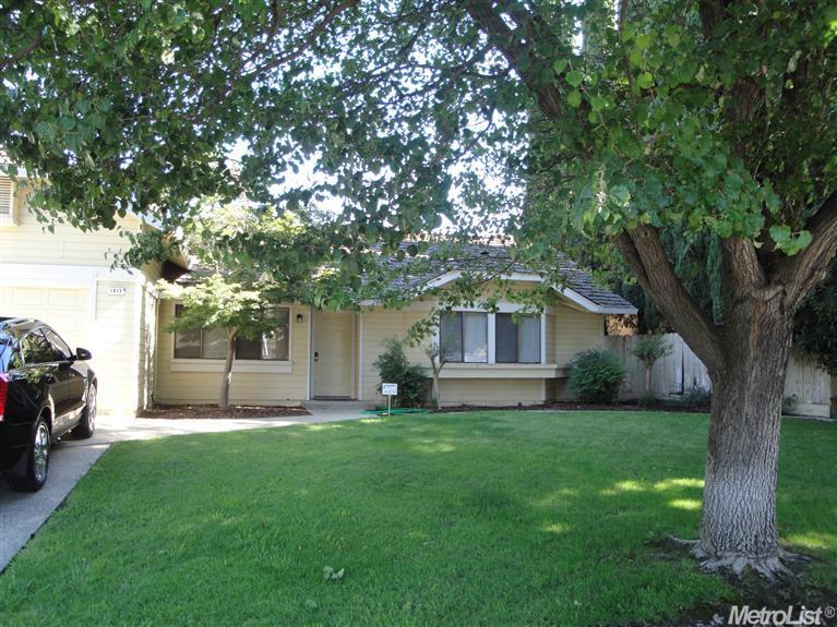1813 E Rumble Rd, Modesto, CA 95355 photo 1