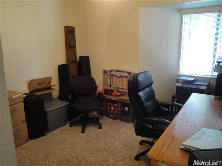 1813 E Rumble Rd, Modesto, CA 95355 photo 18