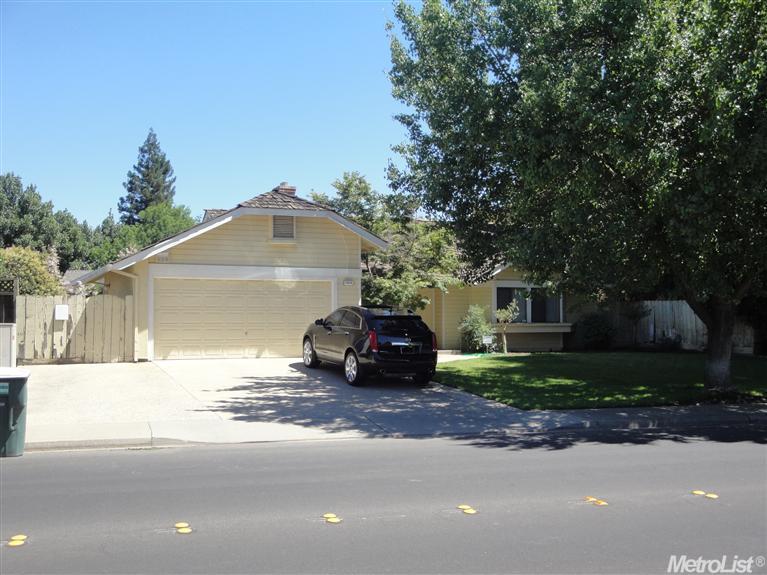 1813 E Rumble Rd, Modesto, CA 95355 photo 2