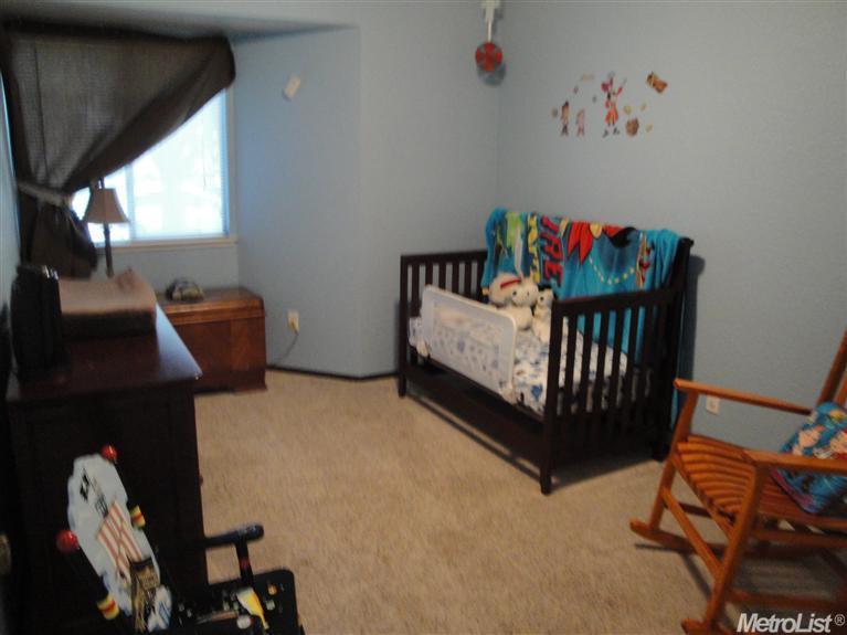 1813 E Rumble Rd, Modesto, CA 95355 photo 17