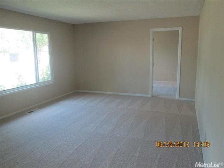 780 Buena Vis, Merced, CA 95348 photo 2